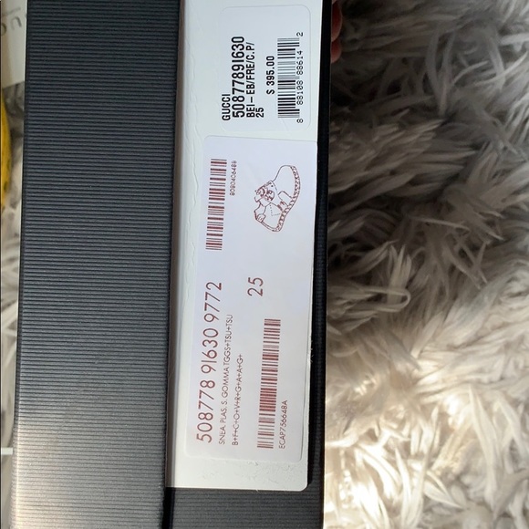 Authentic Unicorn GUCCI kids shoes - Picture 4 of 4